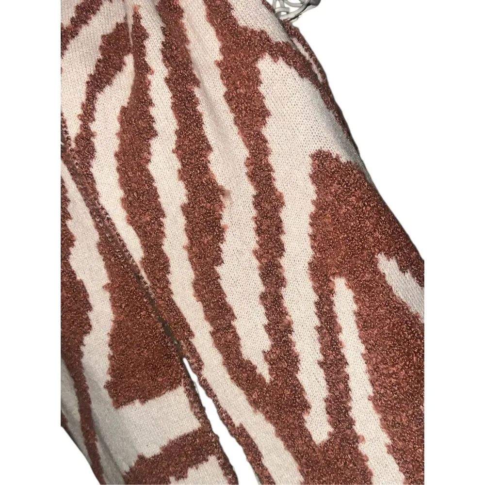 NEW WITH TAGS BEAUTIFUL Marcus Adler Zebra Print Terry Scarf One size - Soft - W